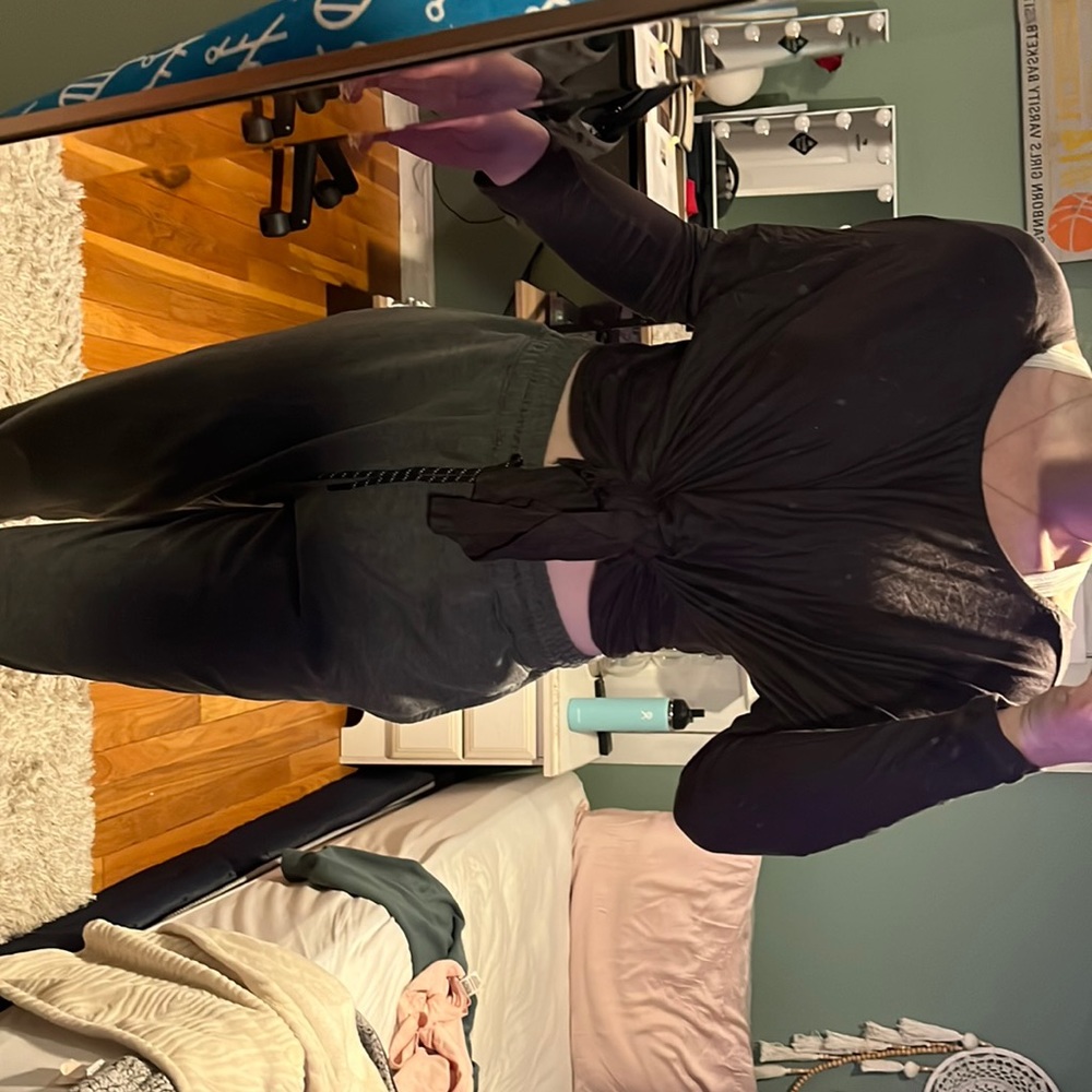Dark grey cropped reversible long sleeve